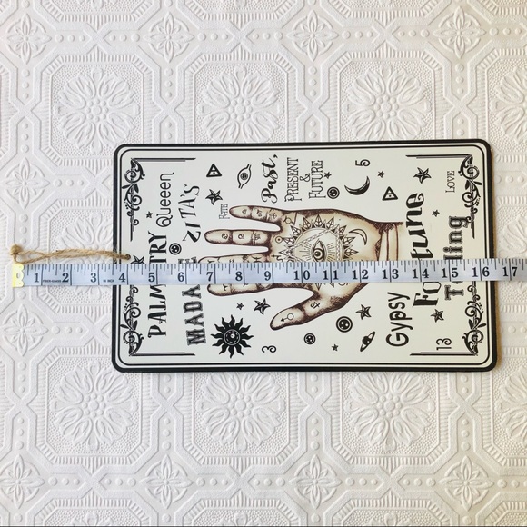 Palmistry Madame Fortune Telling Sign - Picture 3 of 7